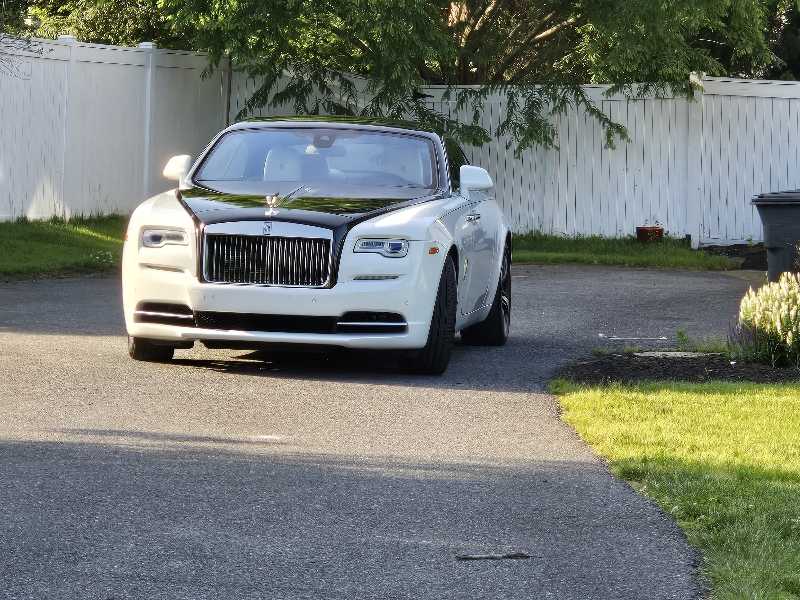 Rolls-Royce Dawn spotted in Bowie
