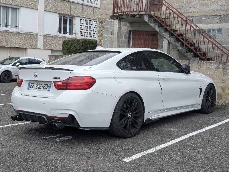 BMW M4 (2014) spotted in Saint-Leu, France