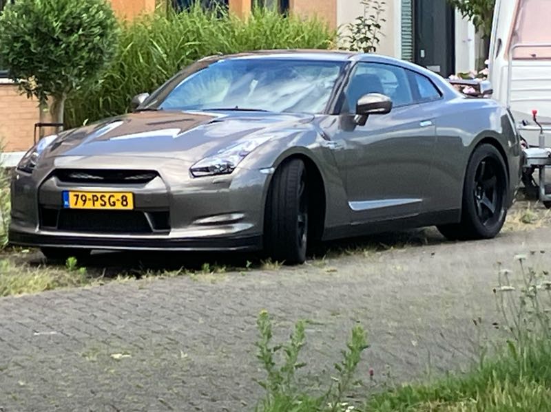 Nissan GT-R spotted in Chernivtsi