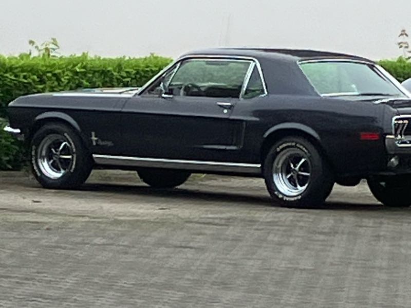 Ford Mustang spotted in Chernivtsi