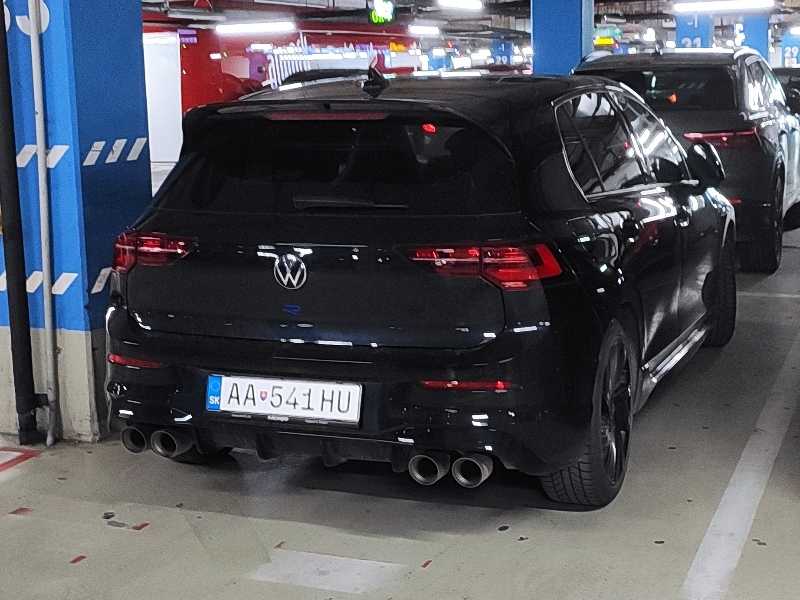 Volkswagen Golf R spotted in Košice