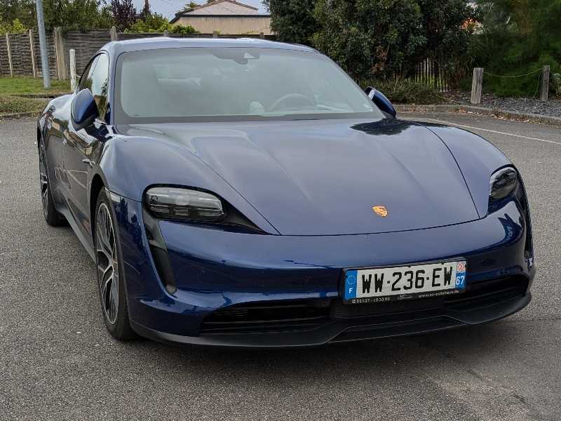 Porsche Taycan spotted in Nantes