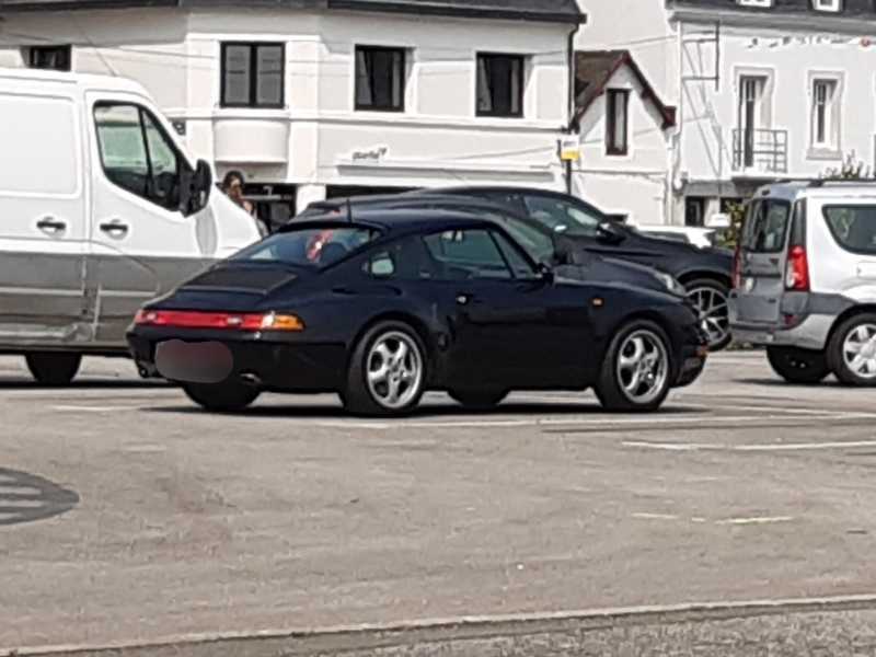 Porsche 911 spotted in Quimper