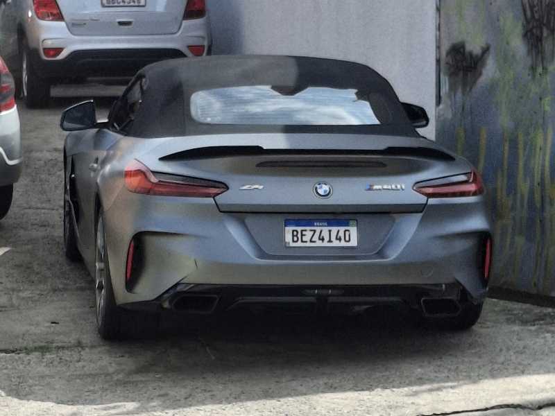 BMW Z4 M40i spotted in São Paulo