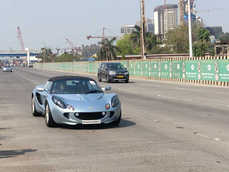 Lotus Elise (2012) spotted in Mumbai, India