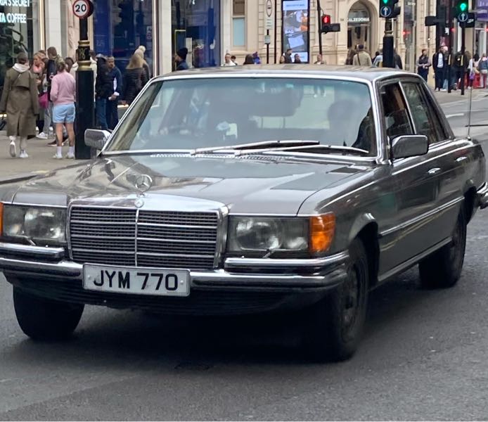 Mercedes-Benz W116 spotted in London