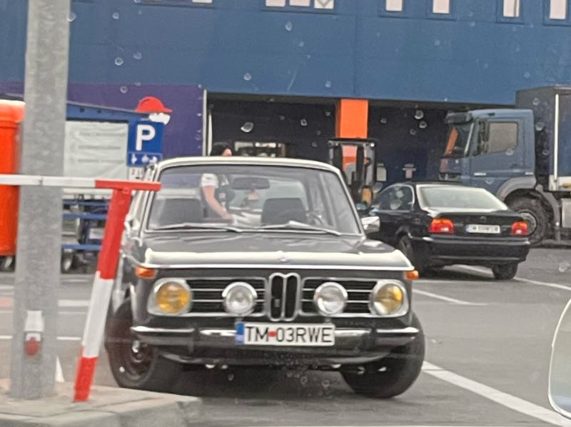 BMW 2002 (1970) spotted in Timişoara, Romania