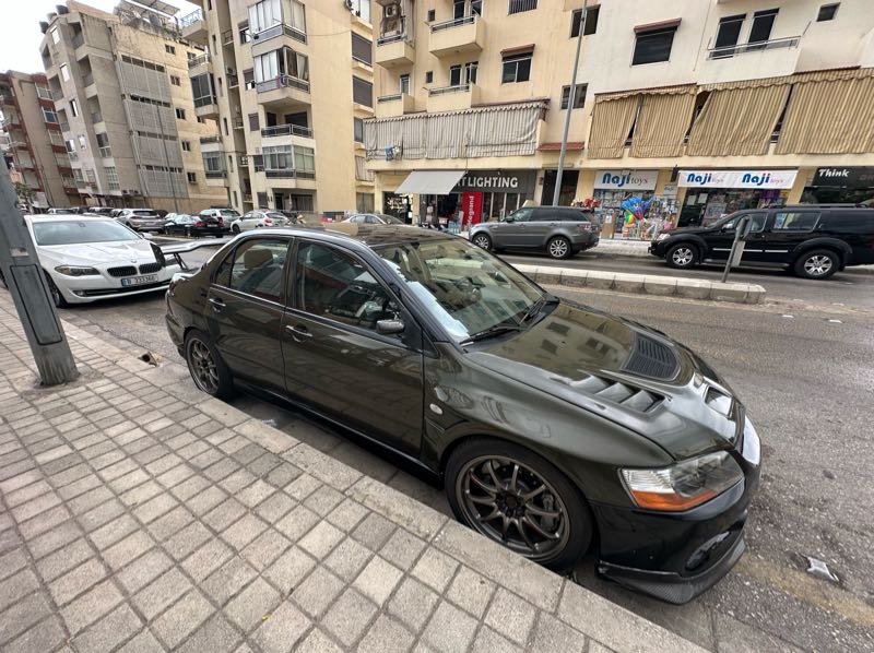 Mitsubishi Lancer Evolution IX spotted in Beirut