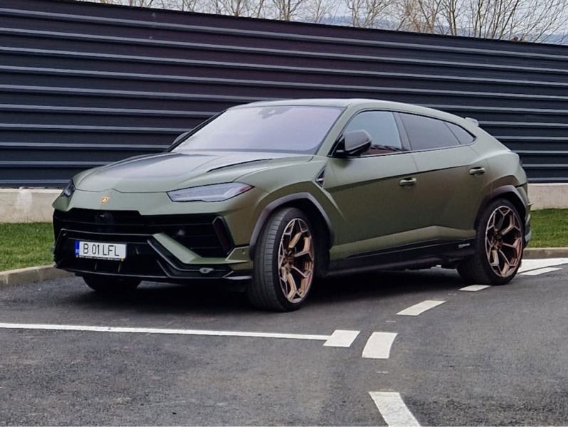 Lamborghini Urus spotted in Vaslui