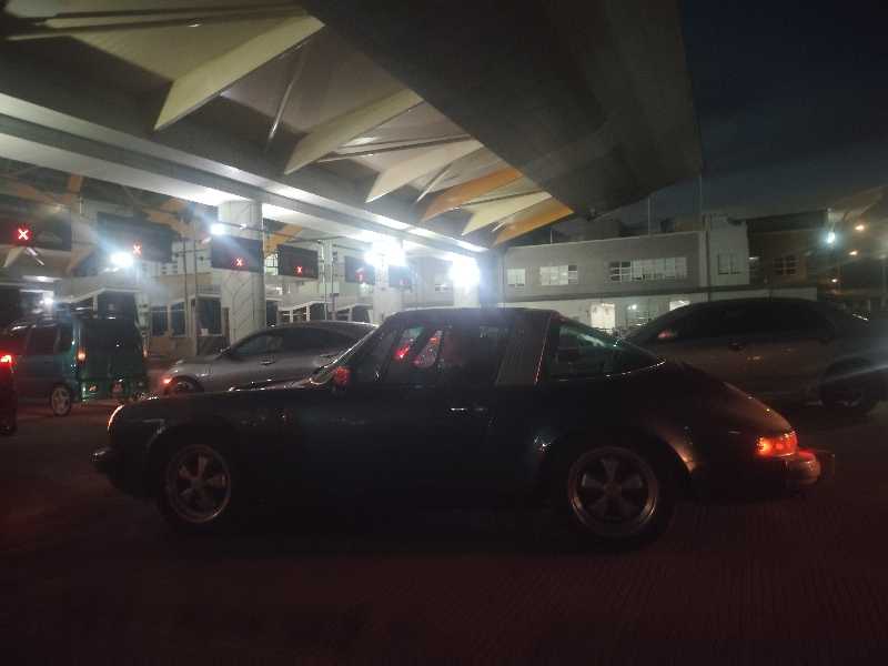 Porsche 911 spotted in Phra Phutthabat