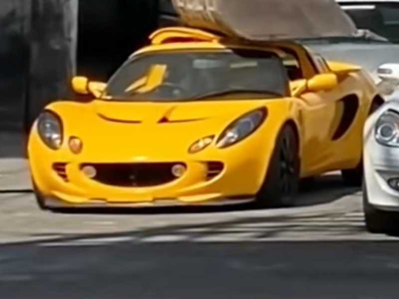 Lotus Elise spotted in Leiden
