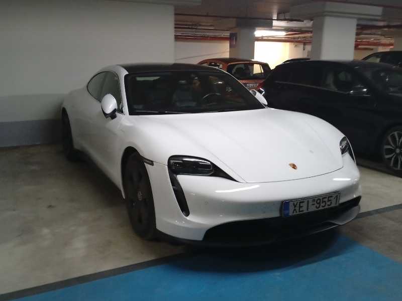 Porsche Taycan (2021) spotted in Lárisa, Greece