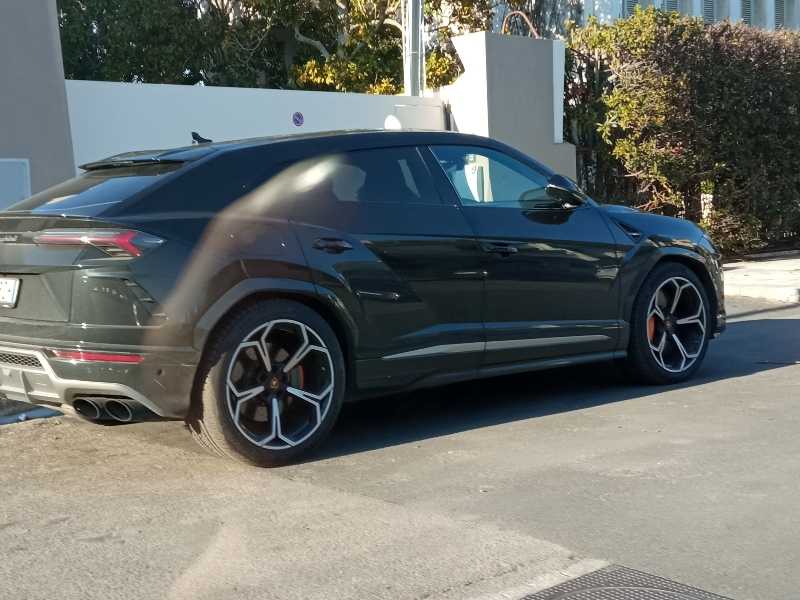 Lamborghini Urus (2020) spotted in Lecce, Italy