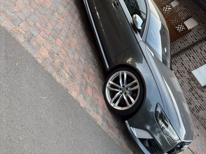 Audi RS7 spotted in Dersum