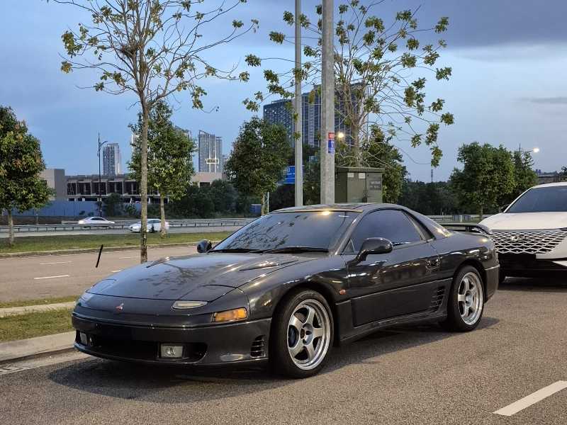 Mitsubishi 3000GT spotted in Iskandar Puteri