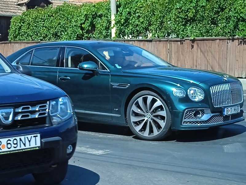 Bentley Flying Spur spotted in Odorheiu Secuiesc