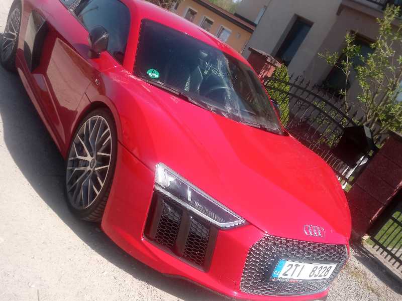 Audi R8 spotted in Zubrohlava
