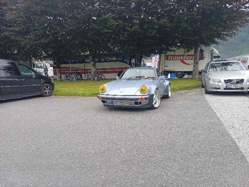 Porsche 911 spotted in Førde
