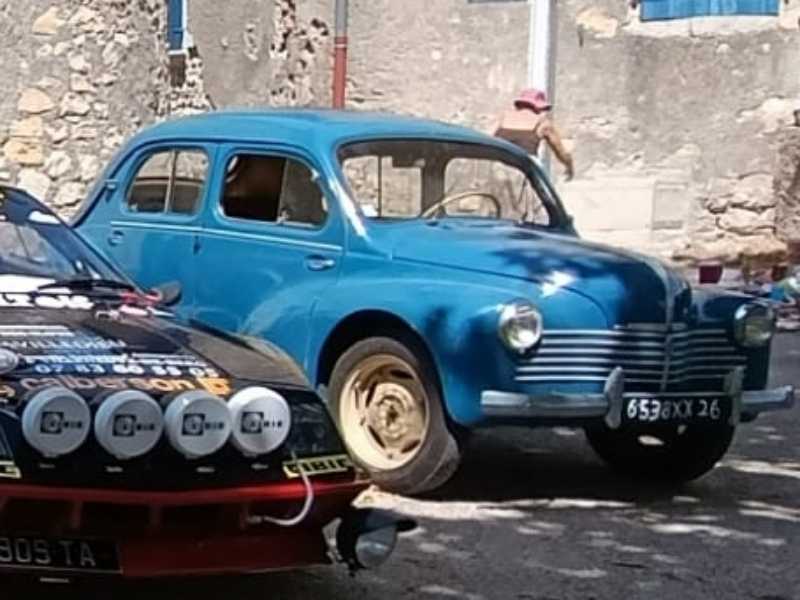 Renault 4CV spotted in Aubenas