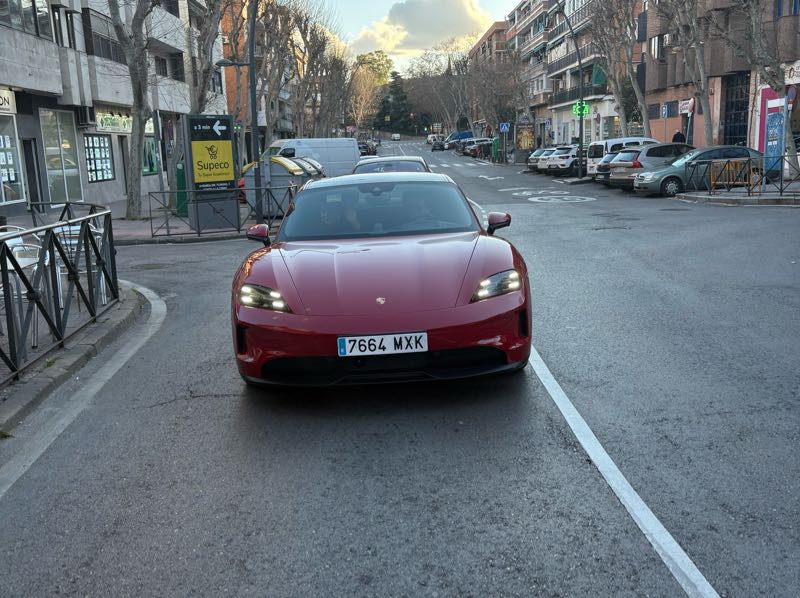 Porsche Taycan spotted in Leganés