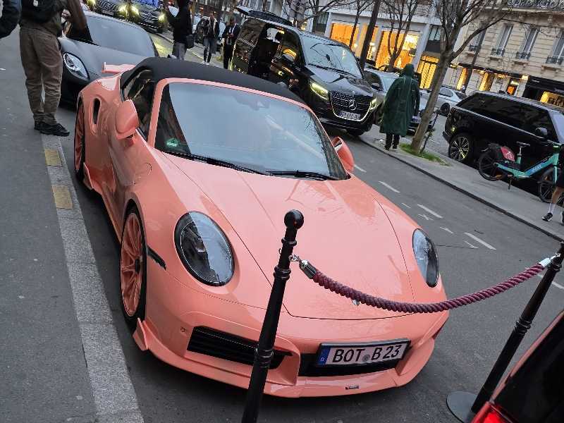 Porsche 911 Turbo S spotted in Saint-Brieuc