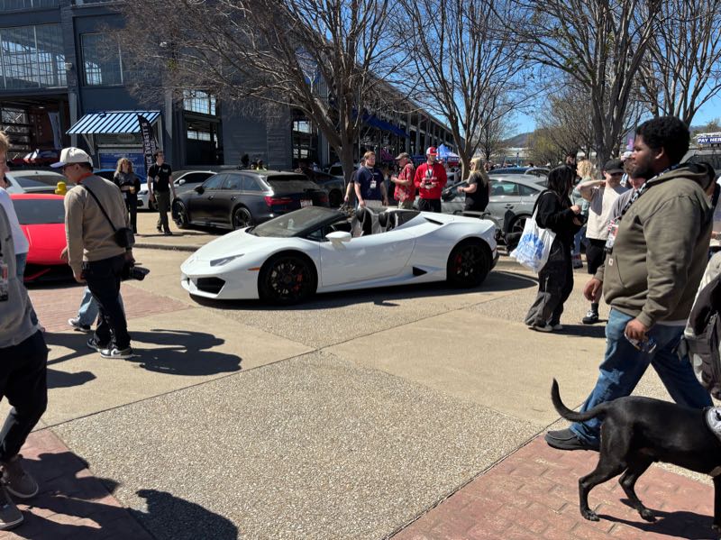 Lamborghini Huracán Spyder spotted in Chattanooga