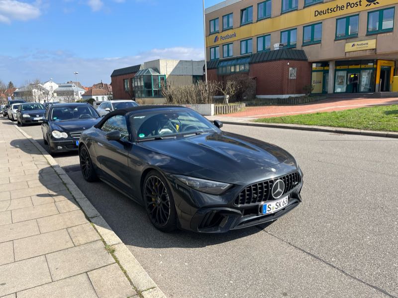Mercedes-Benz SL63 AMG spotted in Waiblingen