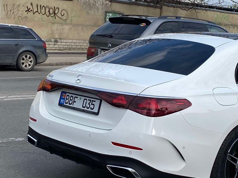 Mercedes-Benz S-Class (2022) spotted in Chisinau, Moldova