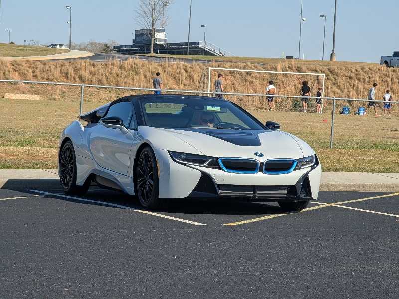 BMW i8 spotted in Athens