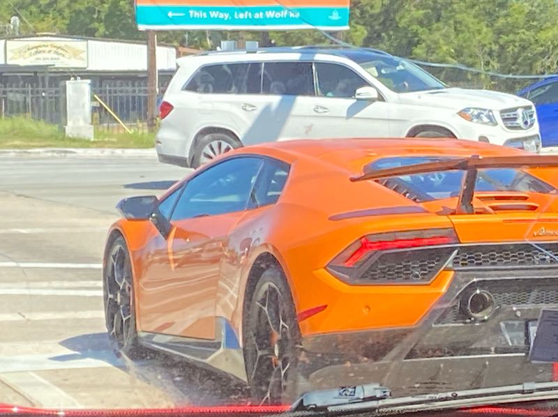 Lamborghini Huracán (2014) spotted in Huffman, United States