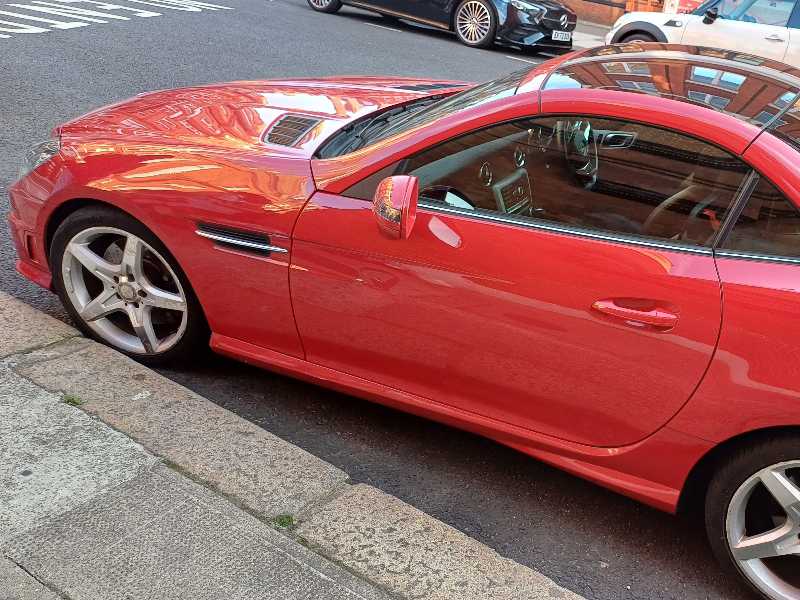 Mercedes-Benz SLK 55 AMG spotted in London