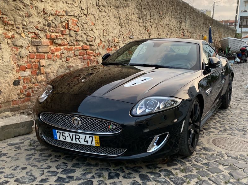 Jaguar XKR spotted in Lisbon