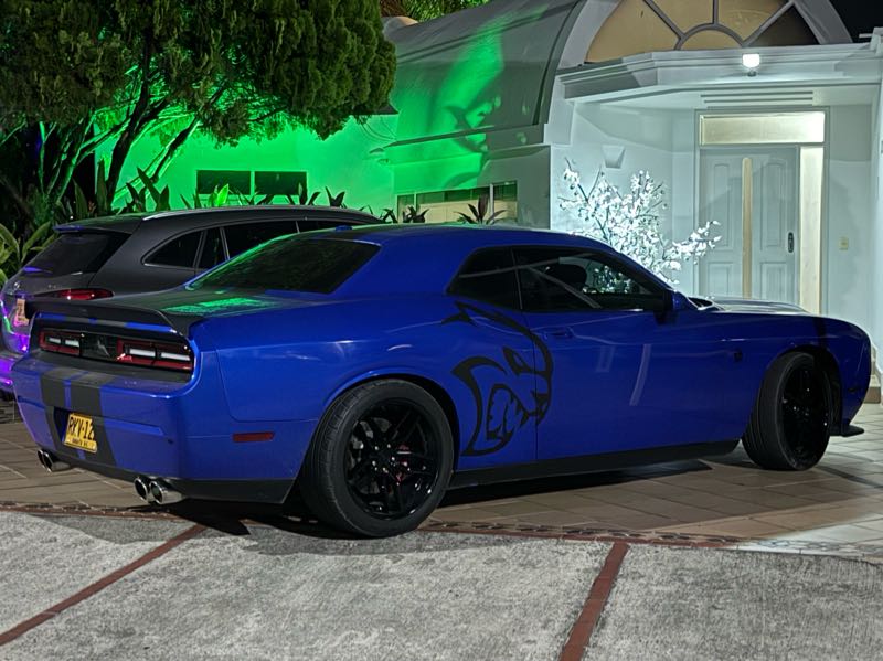 Dodge Challenger spotted in Girardot City