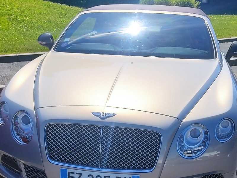 Bentley Continental GT spotted in Roanne