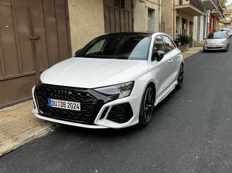 Audi RS3 spotted in Cassano All'Ionio