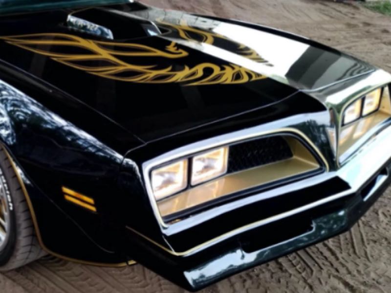 Pontiac Trans Am spotted in Mineral Point