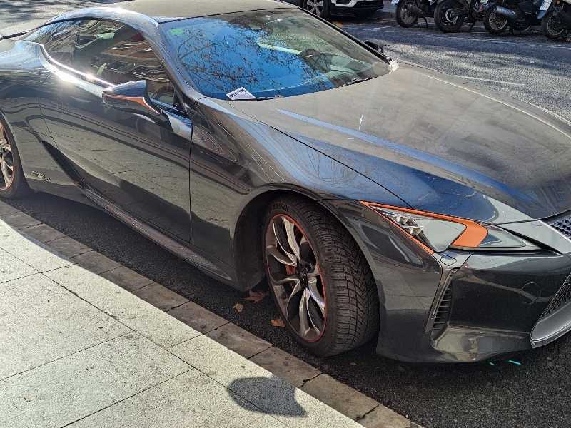 Lexus LC 500 spotted in Barcelona
