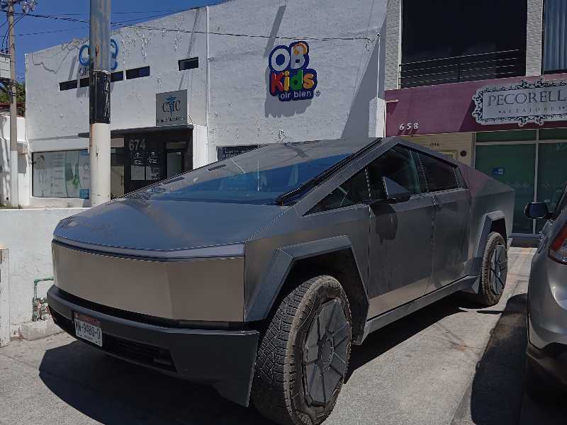 Tesla Cybertruck (2023) spotted in Guadalajara, Mexico
