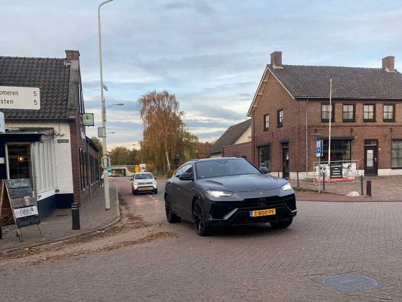 Lamborghini Urus spotted in Helmond