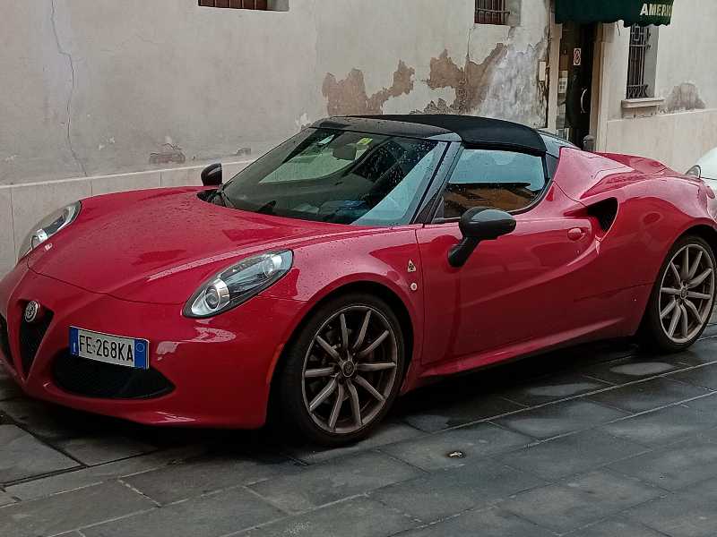 Alfa Romeo 4C Spider spotted in Brescia