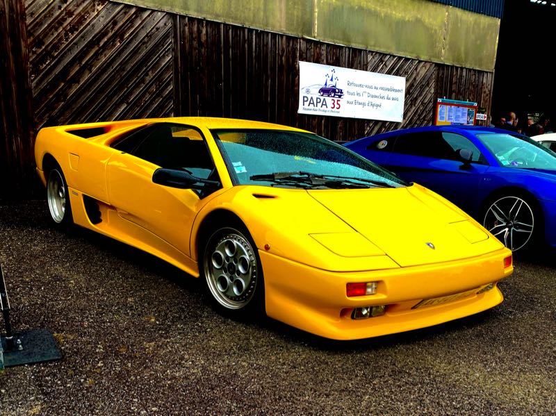 Lamborghini Diablo spotted in Rennes
