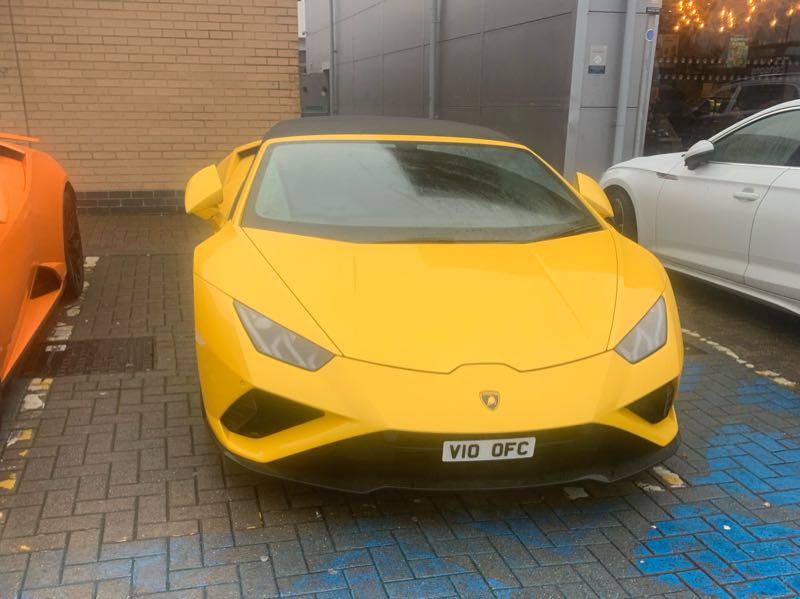 Lamborghini Huracán spotted in Braintree