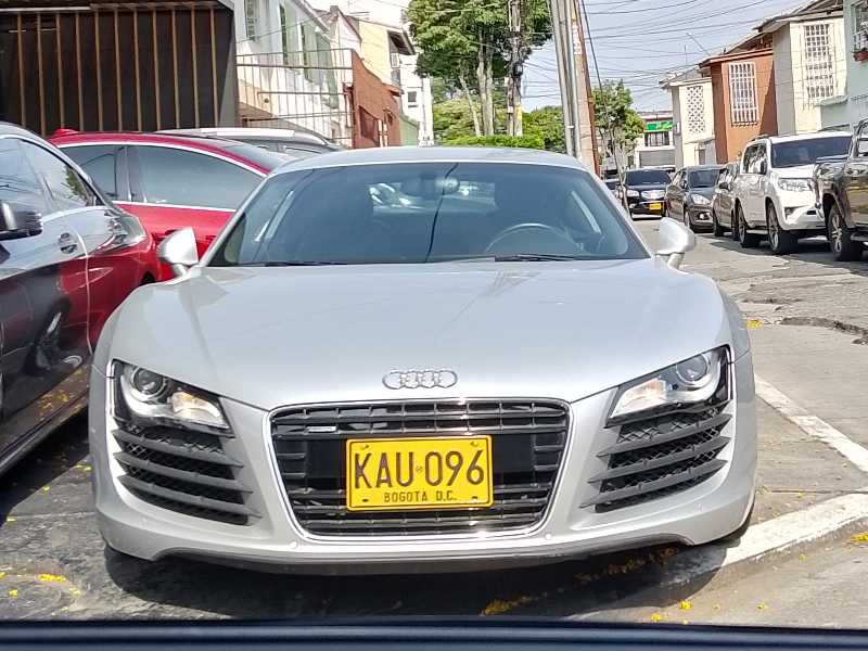 Audi R8 spotted in Cali