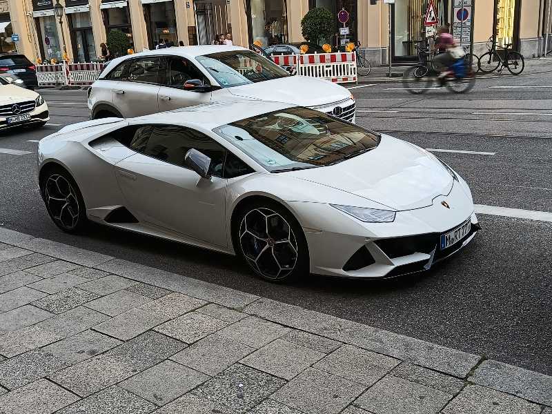 Lamborghini Huracán (2020) spotted in Munich, Germany