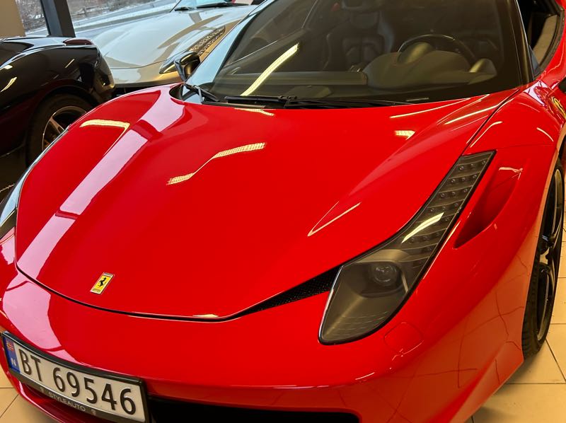 Ferrari 488 GTB spotted in Asker
