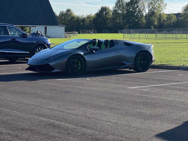 Lamborghini Huracán Spyder (2017) spotted in Newark, United States