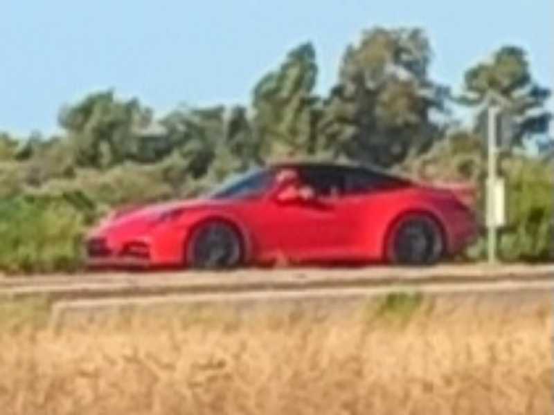 Porsche 911 (2021) spotted in Lecce, Italy