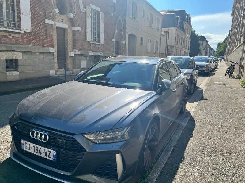 Audi RS7 spotted in Chartres