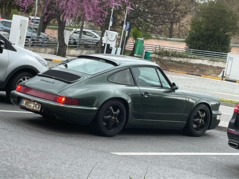 Porsche 911 Carrera 2 spotted in Elvas