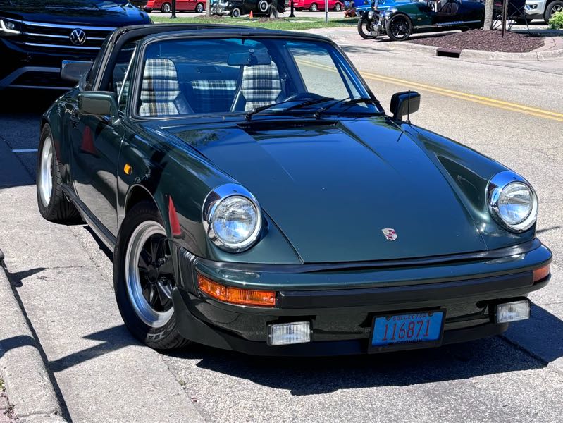 Porsche 911 spotted in Eden Prairie